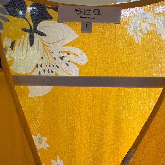 Sea New York Sheer Crepe Wrap Dress Golden Floral Size 8 - Picture 3 of 3